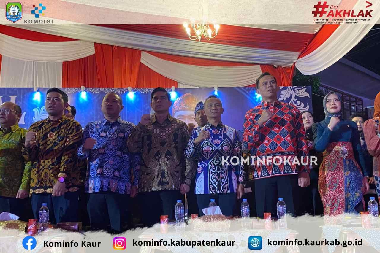 Meriah, Pemkab Kaur Hadiri Karnaval Batik Besurek Internasional 