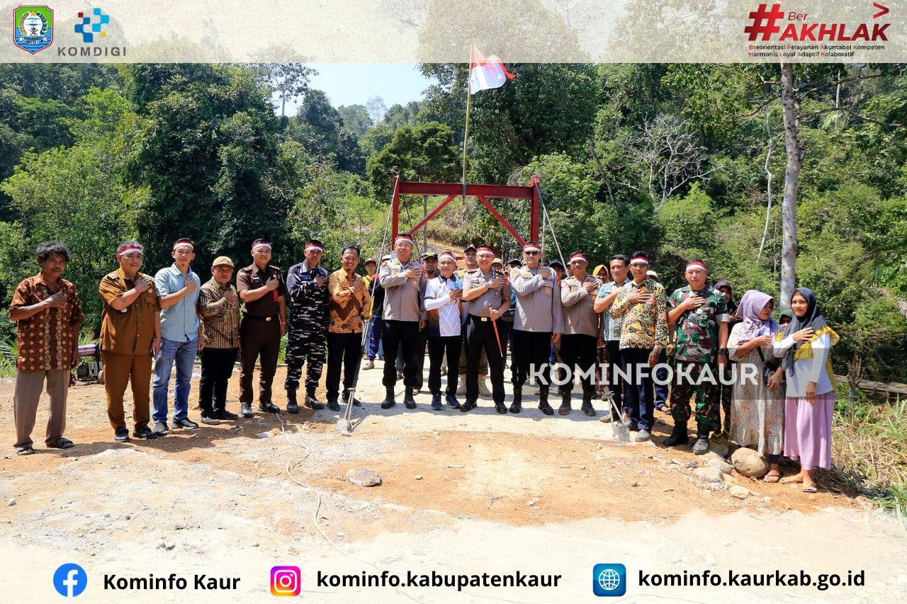 Kapolres Kaur Perkuat Akses Warga 3T lewat Jembatan Merah Putih Presisi, Buka Akses 1.200 Warga