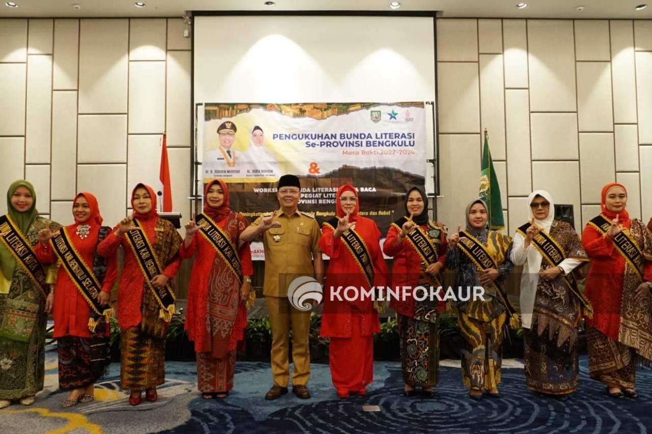 Ny. Ely Azizti Lismidianto Dikukuhkan Jadi Bunda Literasi