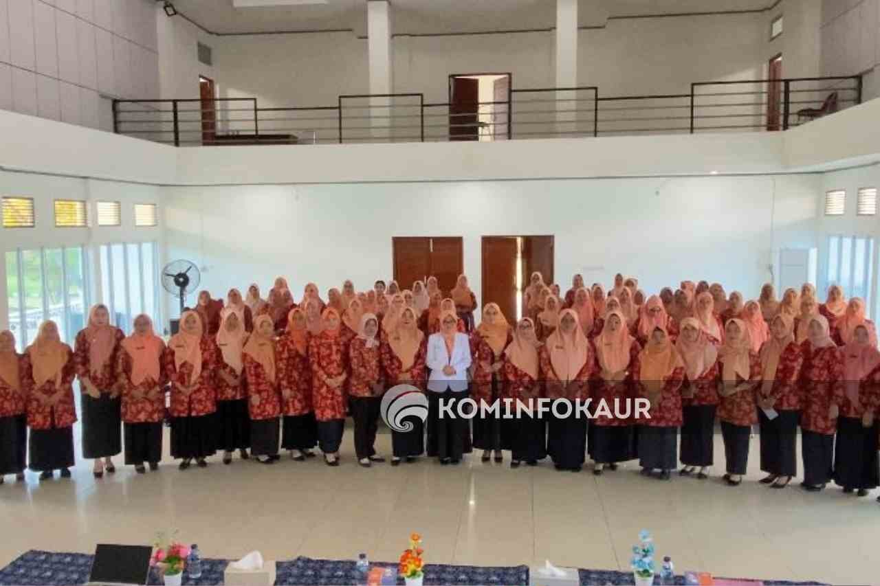 Edukasi Self Healing Therapy Untuk Anggota DWP
