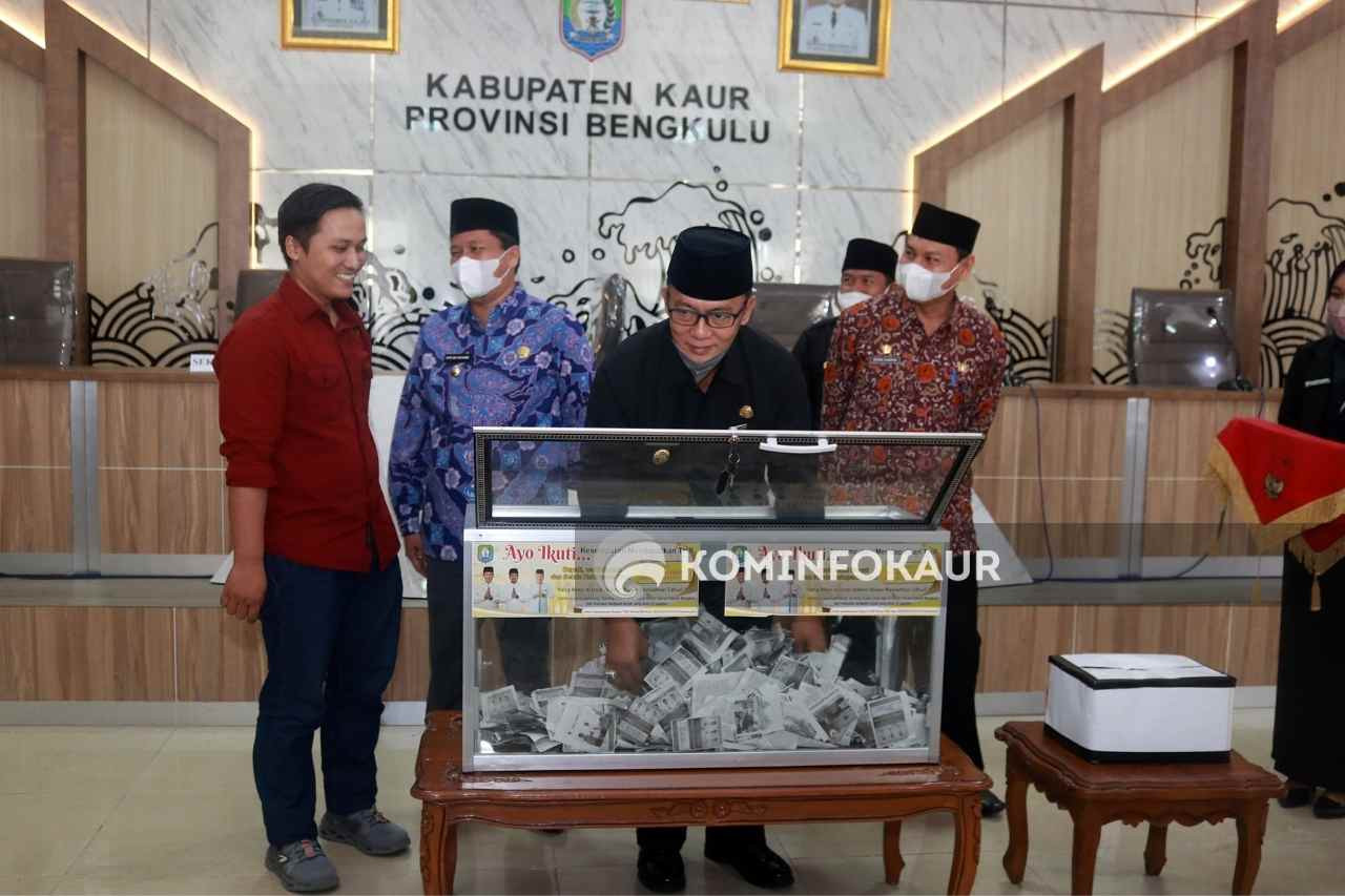 THR Persembahan Bupati, Wakil Bupati dan Sekda di Undi, Ini Nama Yang Beruntung
