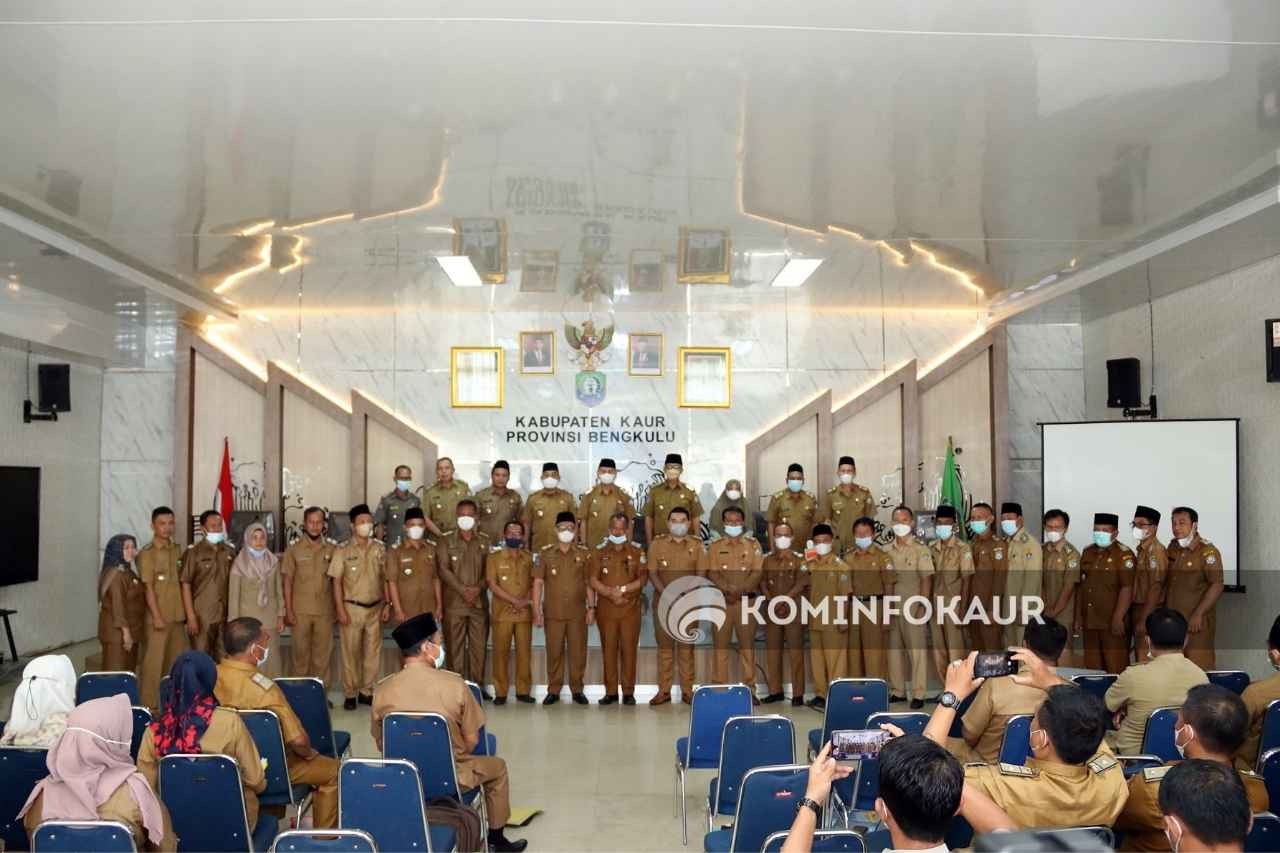 Buka Sosialisasi LKPP-RI, Bupati : Pedomani Perpres 12 Tahun 2021