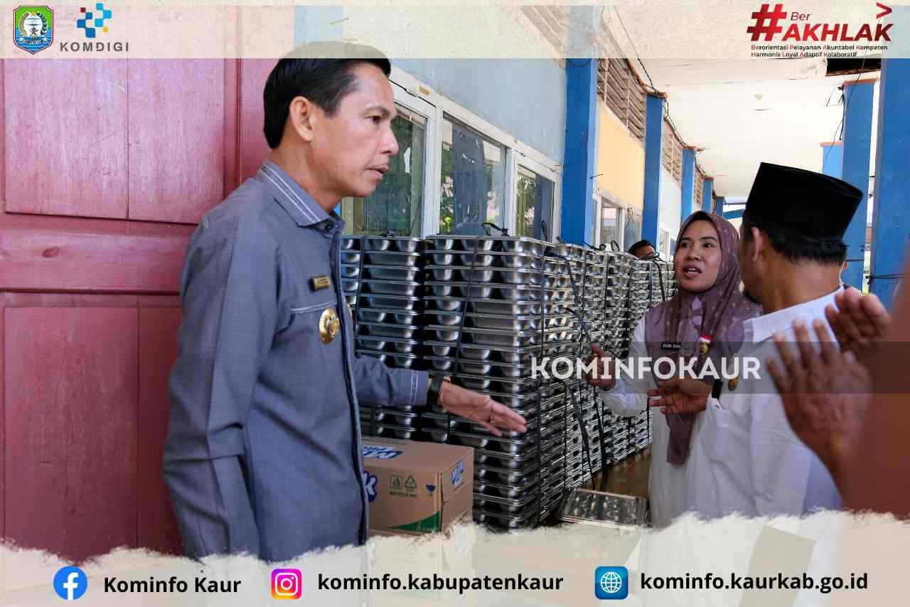 Bupati Kaur Tinjau Program Makan Bergizi Gratis di SMA Negeri?1 Kaur