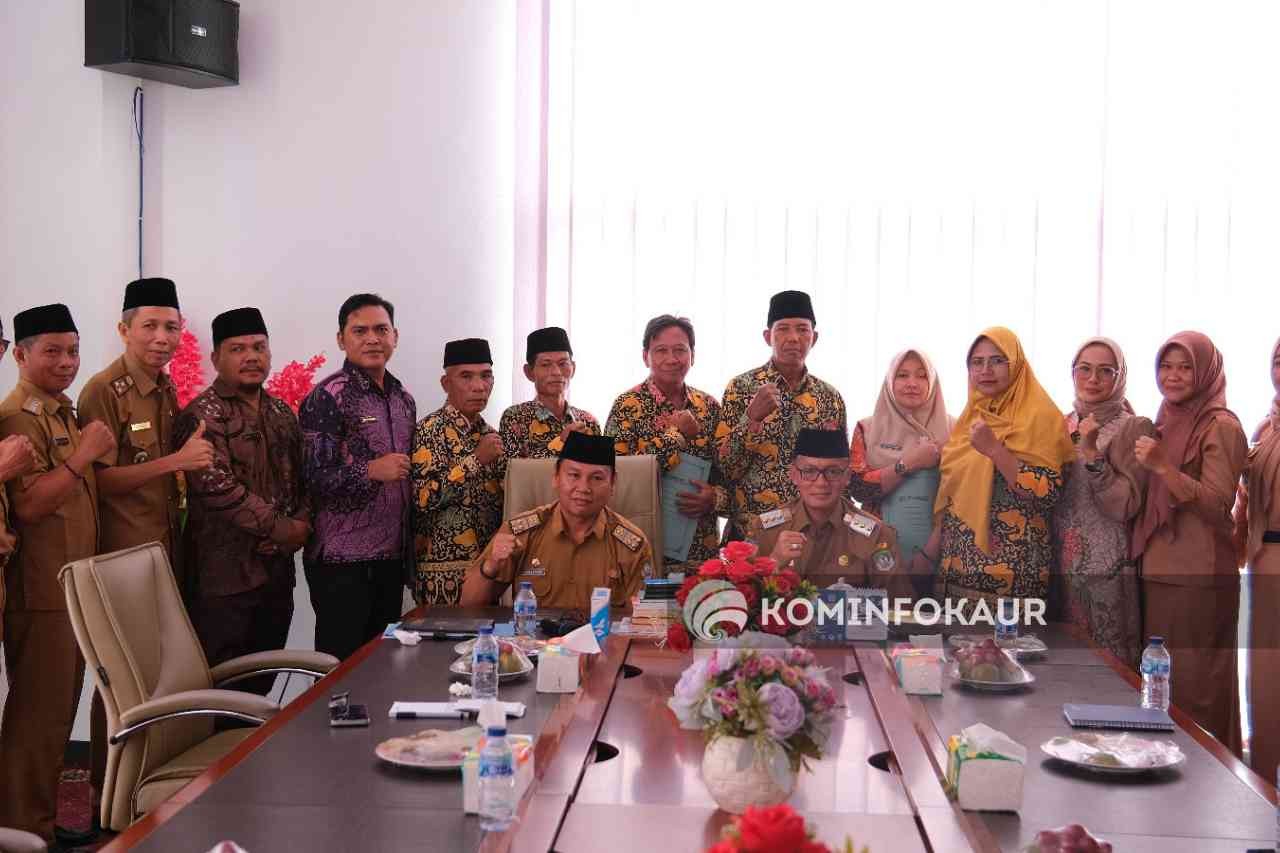 Sembilan ASN Jadi Pjs Kepala Desa Pesiapan, Bupati Pesankan Ini 