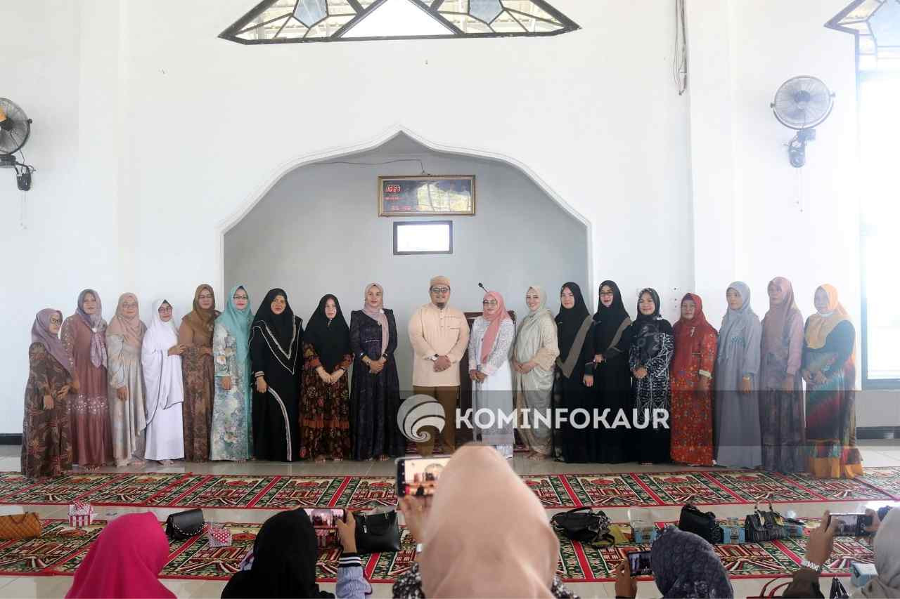 Ny. Elda : Dharma Wanita Berperan Penting Dalam Menunjang Tugas Suami