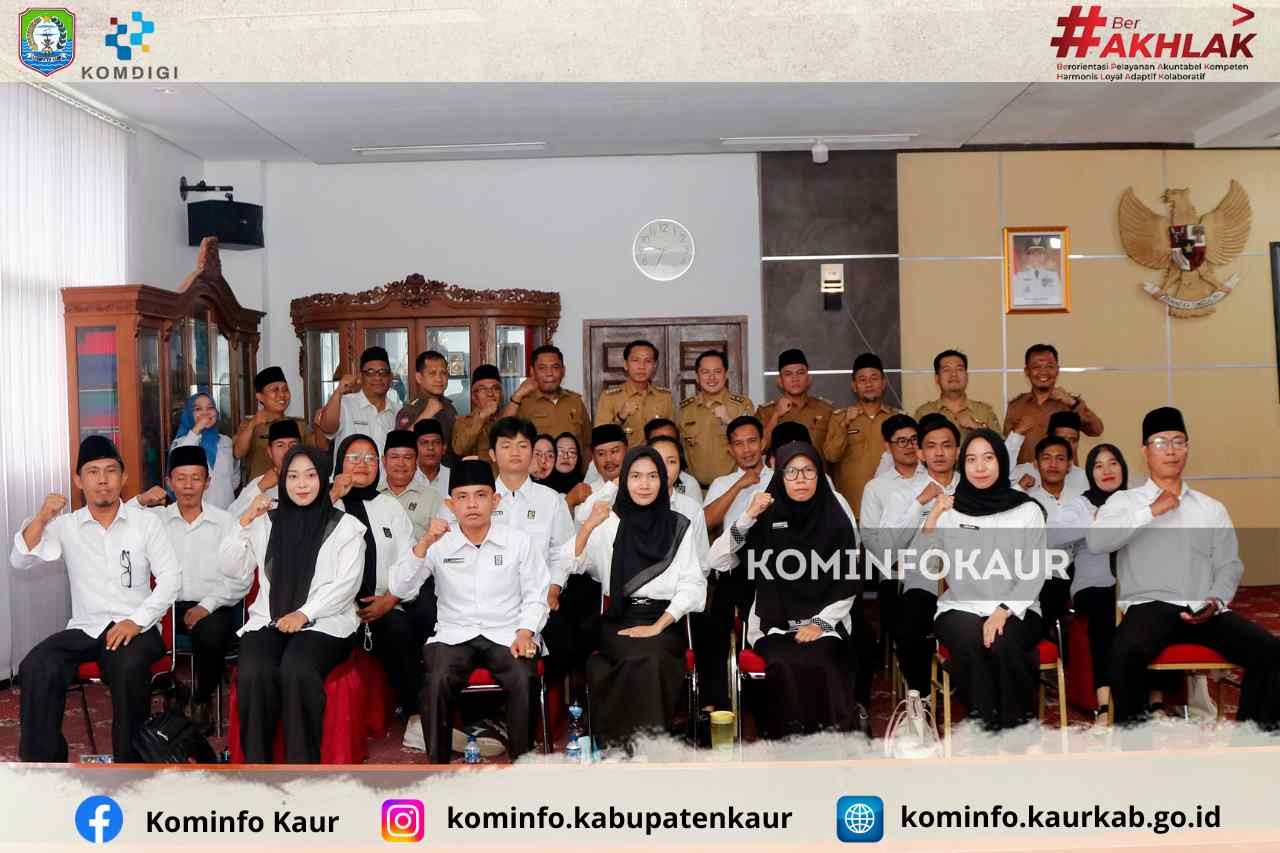 Bupati Kaur Kukuhkan 30 Petugas SLRT Sease Seijean