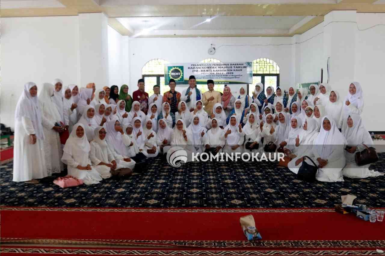 45 Pengurus Daerah BKMT Kabupaen Kaur Dilantik