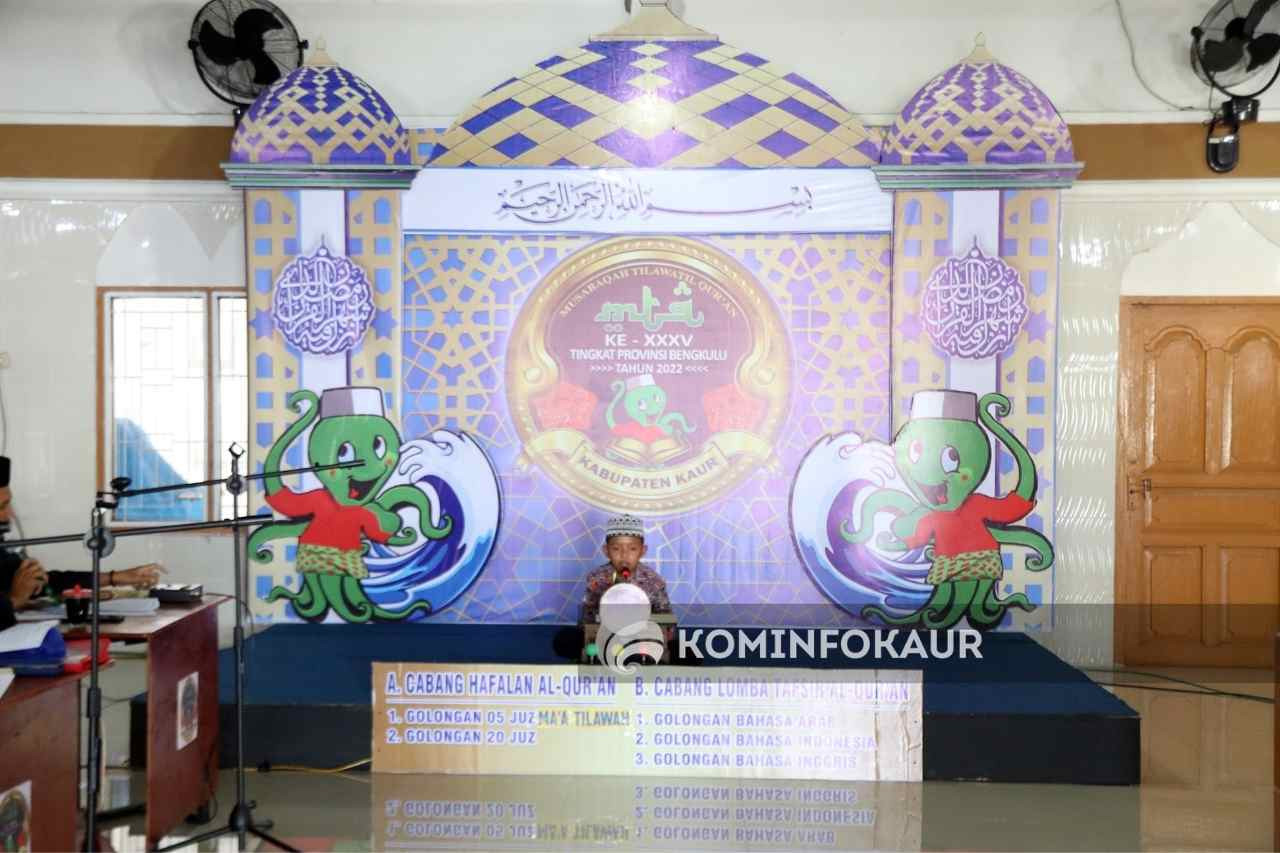 Hari ke Dua , Delapan Qori-Qoriah Berlaga di  Arena IV 