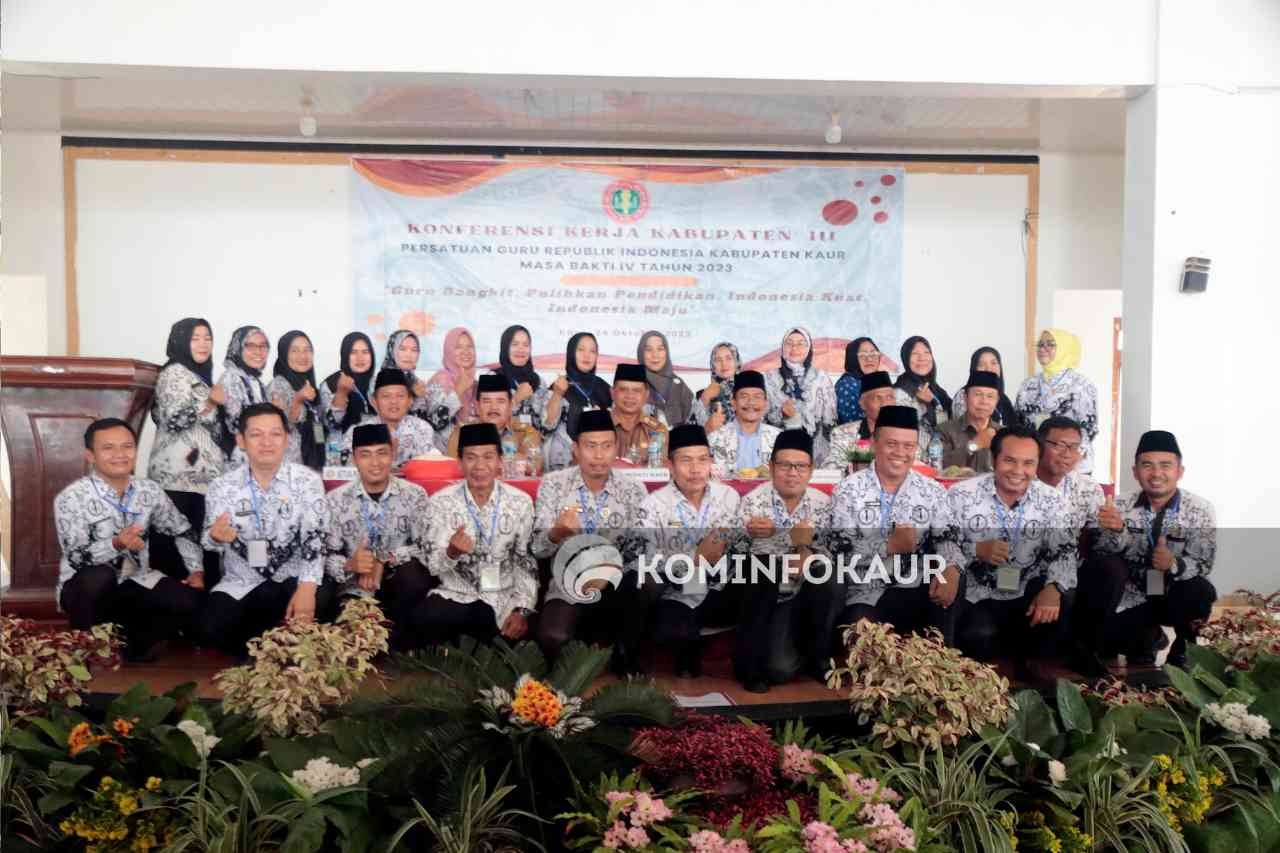 PGRI Dapat Kucuran Dana Hibah 300 Juta