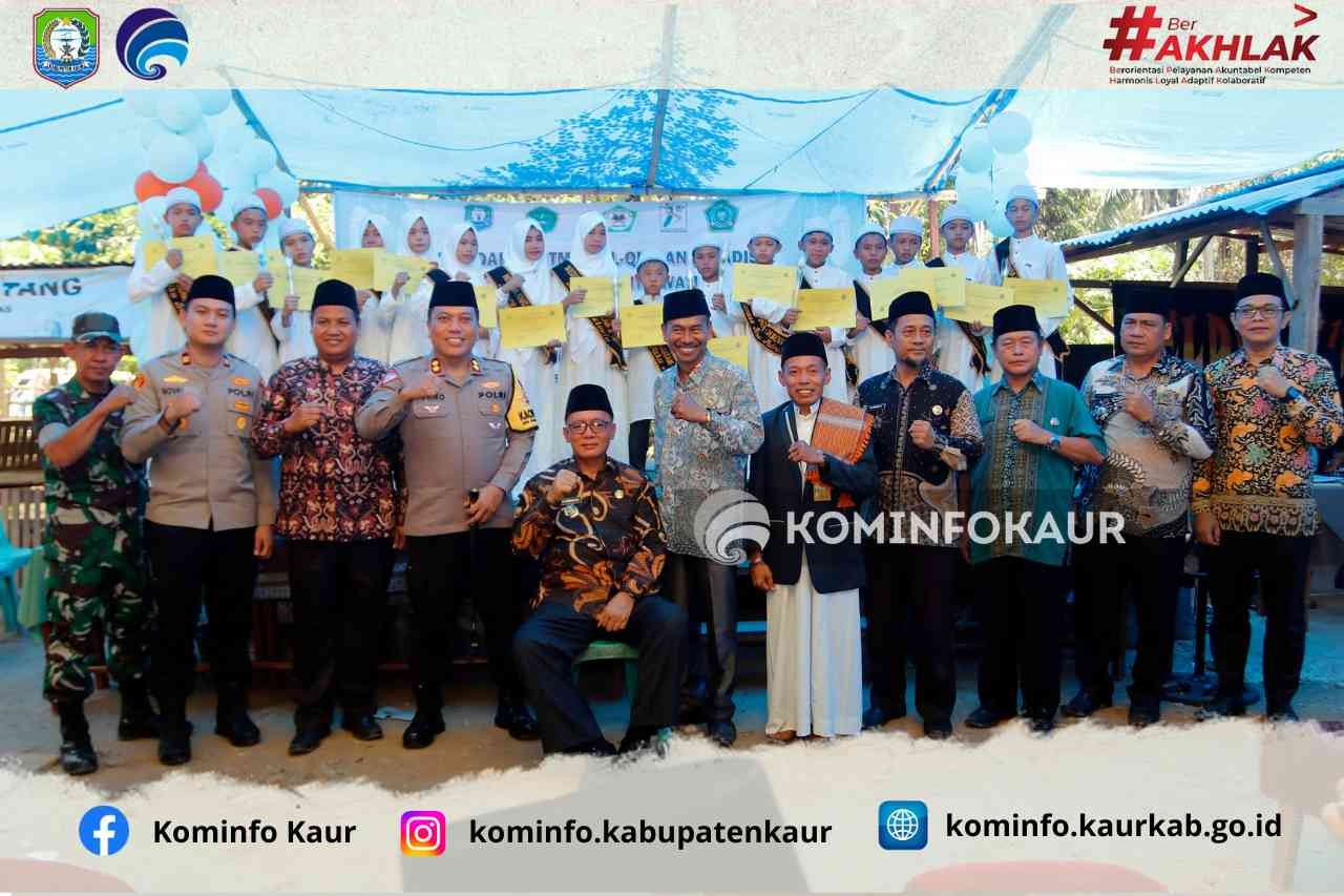 16 Santri Ponpes Madinatul Akhyar Wisuda Khatam Al-Quran dan Hadis, Bupati Sampaikan Ini