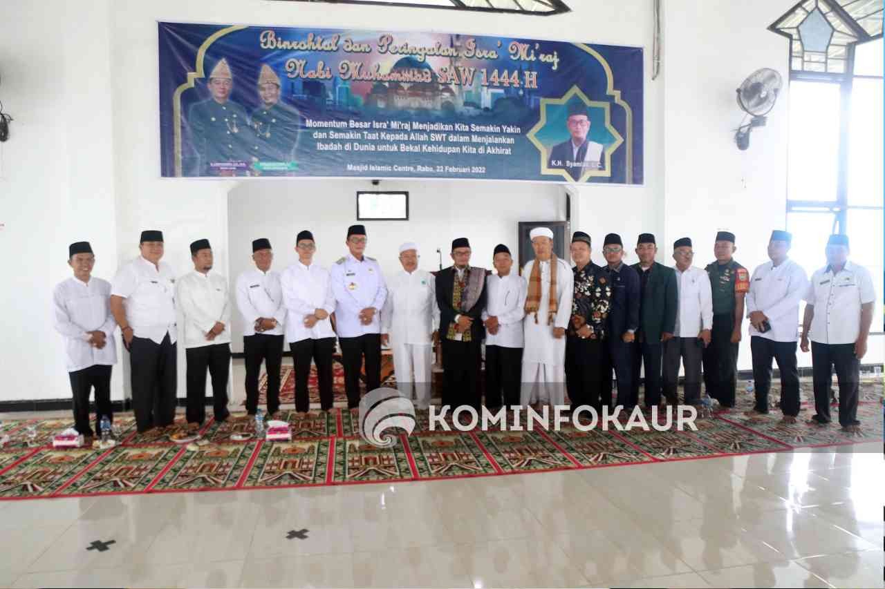 Peringati Isra Miraj 1444H, Bupati Ingatkan ASN Untuk Semakin Taat Mengerjakan Sholat