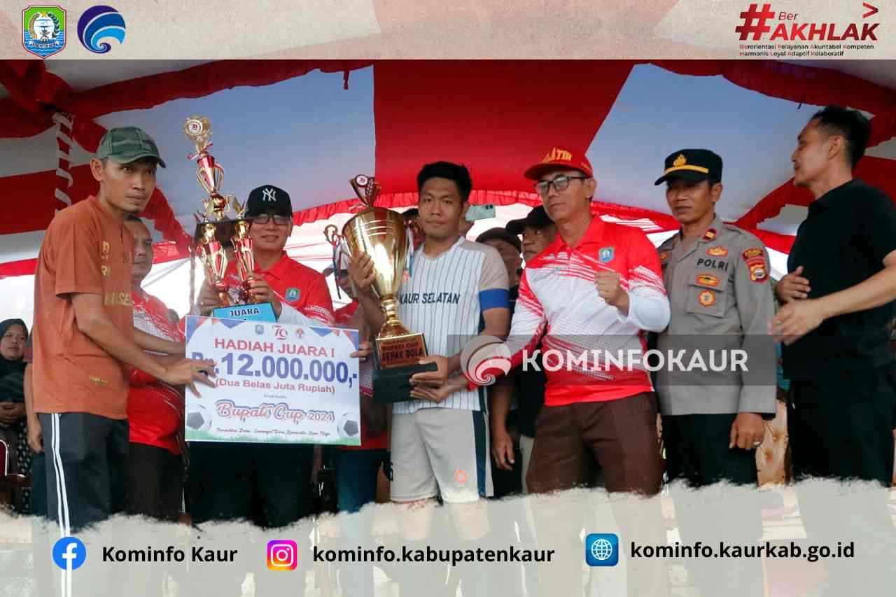 Ditutup Bupati Lismidianto, Kecamatan Kaur Selatan Boyong Piala Bupati Cup 2024