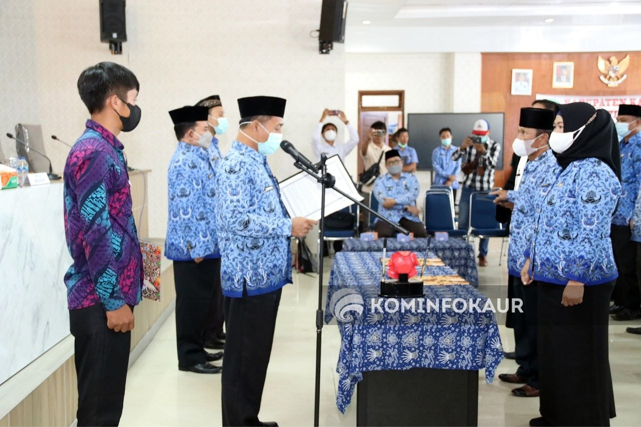 59 Fungsional Guru Dilantik Asisten III