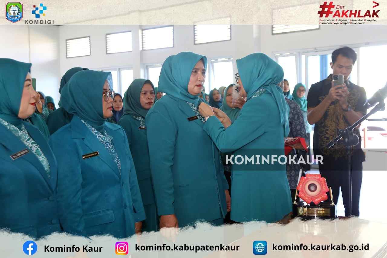 9 Ketua TP PKK Kecamatan Dilantik, Bupati Tegaskan MoU dengan 11 OPD Jangan Berhenti di Atas Kertas