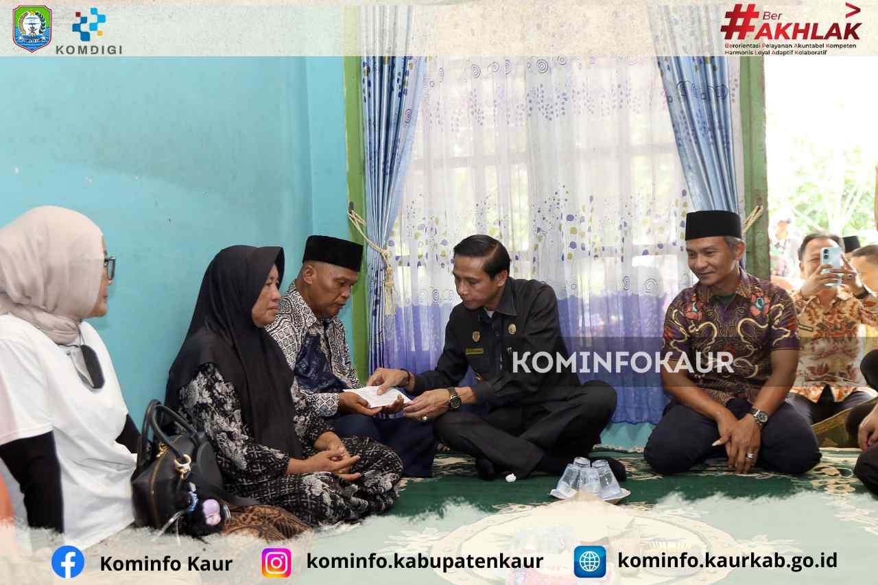 Bentuk Dukungan Moril, Bupati dan Wabup Kunjungan Kediaman Korban Tenggelam 