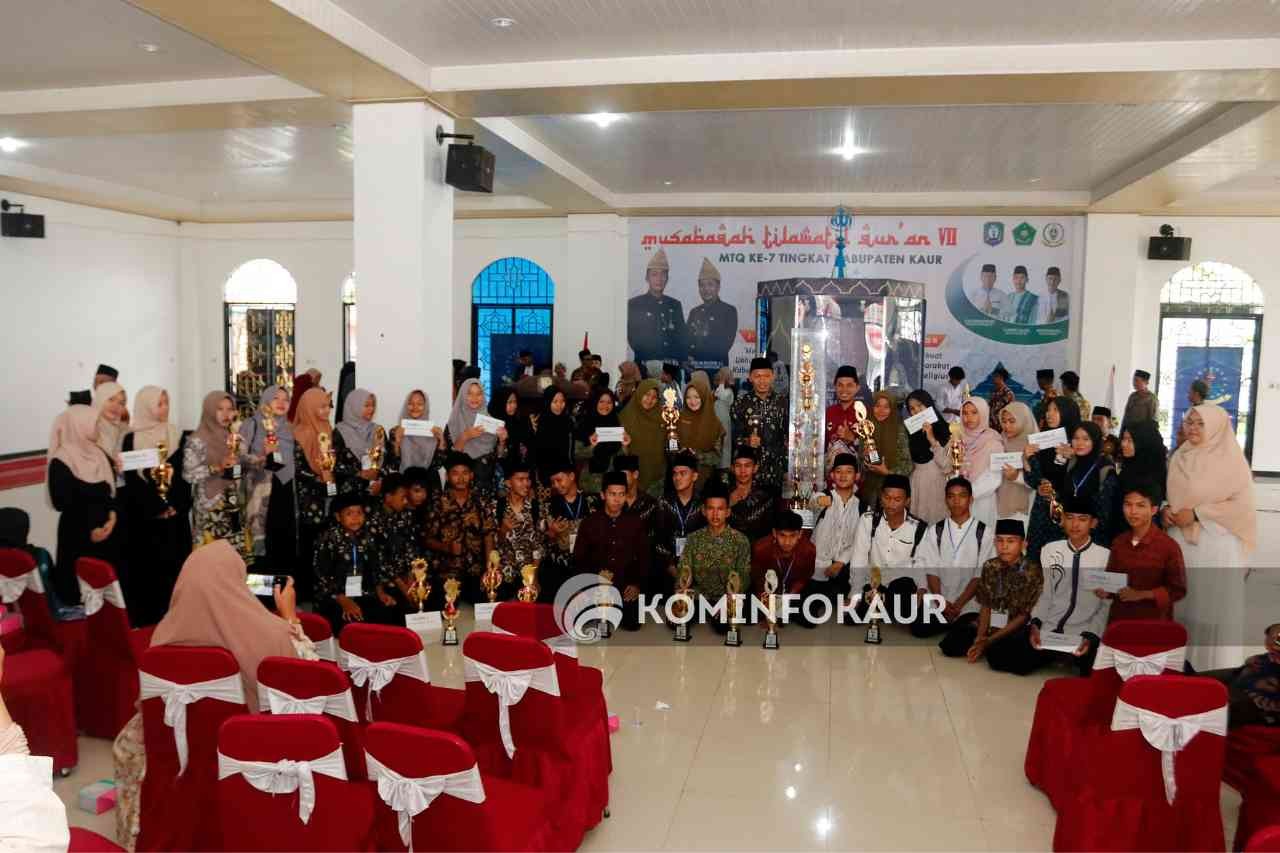 Kaur Selatan Boyong Trofi Juara Umum MTQ Ke-VII Tingkat Kabupaten Kaur