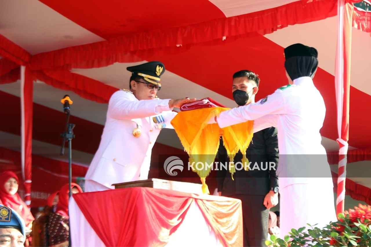 Upacara HUT Ke-77 Kemerdekaan RI, Bupati Sampaikan Empat Kekuatan Indonesia Bangkit Lebih Cepat