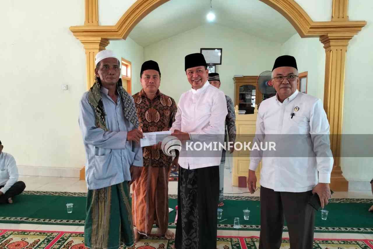 Safari Jumat Perdana 2024, Wabup Sambangi Masjid Nur Alan Nur Batu Lungun